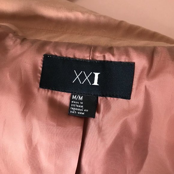 Forever 21 High Cut Nude Blazer - Picture 5 of 5